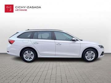 Skoda Octavia IV Liftback 2.0 TDI 150KM 2022 Skoda Octavia serwis ASO 2.0TDI 150KM bezwypadkowy pakiety virtual asysten, zdjęcie 5
