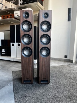 Пара колонок JAMO Studio S809 WALNUT 2.0 STEREO - Ex Demo