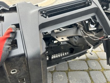 AUDI A1 82A 2022 DESKA KONZOLA AIRBAG PÁSY ULOŽENÍ ORIGINÁLNÍ