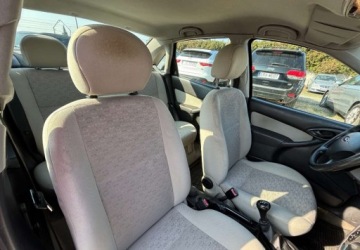 Ford Focus I Sedan 1.8 16V 115KM 2003 Ford Focus Polski salon I wlasciciel od nowosci 1.8 Benzyna 116KM, zdjęcie 14