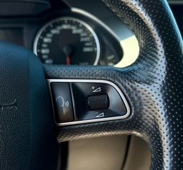 Audi A4 B8 Limousine 2.0 TFSI 180KM 2010 Audi A4 Limousine 2.0T 180KM Sedan cliamtronic Bixenon LED Grzane fotele, zdjęcie 30