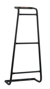 Лестница Nissan Patrol Y61 с 1997 по 2009 год.