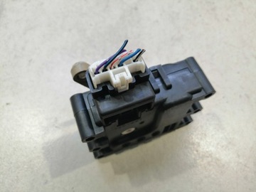 SILNICZEK NAGRZEWNICY MAZDA 5 CR 2.0 CITD 6320F