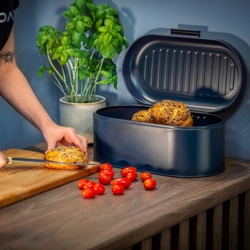 ХЛЕБОПЕЧКА, БОЛЬШОЙ СТАЛЬНОЙ КОНТЕЙНЕР ДЛЯ ХЛЕБА