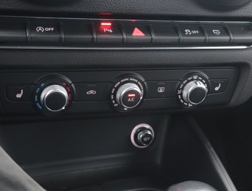 Audi A3 8V Sportback 5d Facelifting 1.5 35 TFSI 150KM 2019 Audi A3 1.5 TFSI, Automat, Navi, Klima, Tempomat, zdjęcie 16