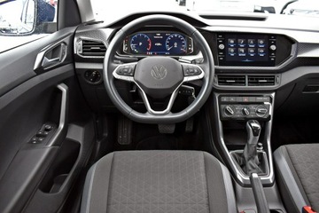 Volkswagen T-Cross SUV 1.0 TSI 110KM 2022 Volkswagen T-Cross Bezwypadkowy / Salon Polska /, zdjęcie 13