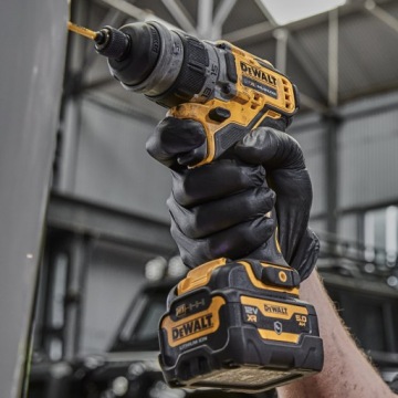 Комплект DCD703 DCH072 12 В 2x3 Ач DeWALT DCK2101L2T