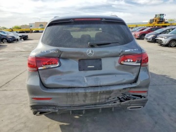 Mercedes GLC C253 2021 Mercedes-Benz GLC 300 2021 2.0 Benzyna 255KM, zdjęcie 2