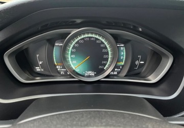 Volvo V40 II Hatchback Facelifting 2.0 D2 120KM 2018 Volvo V40 , R- Design , nawigacja , skorzane fotele 2.0 Diesel 120KM, zdjęcie 22