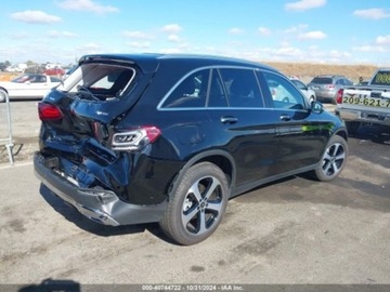 Mercedes GLC C253 2021 Mercedes-Benz GLC 2021 MERCEDES-BENZ GLC 300 4MATIC SUV 2.0 Benzyna 255KM, zdjęcie 4