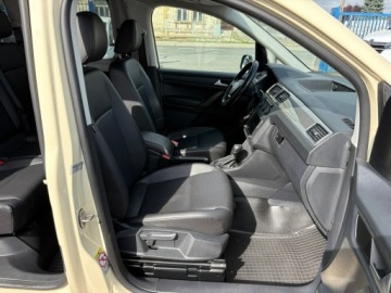 Volkswagen Caddy IV Furgon 2.0 TDI SCR BMT 150KM 2020 Volkswagen Caddy niepełnosprawnych rampa inwalida, zdjęcie 29