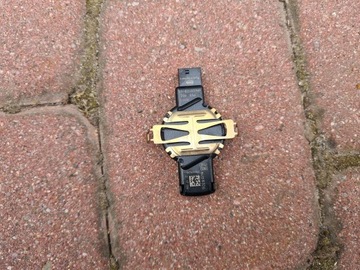 Czujnik sensor szyby Opel Insignia B 17r 84138306
