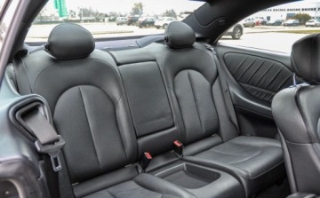 Mercedes CLK W209 Coupe C209 3.0 V6 (320 CDI) 224KM 2006 Mercedes-Benz CLK 3,0CDI (224KM) Automat Lift Skory 3.0 Diesel 224KM, zdjęcie 11