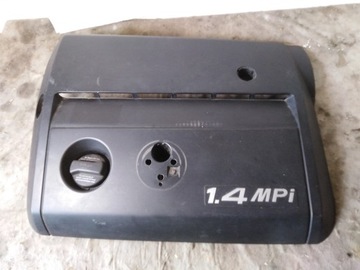 FABIA I 1,4 MPI OSŁONA POKRYWA SILNIKA 047119516D