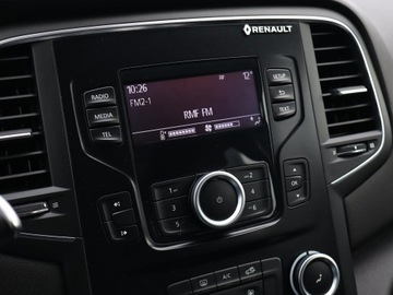 Renault Megane IV Hatchback 5d 1.3 TCe 140 FAP 140KM 2019 Renault Megane 1.3 TCe, Salon Polska, Klima, zdjęcie 11