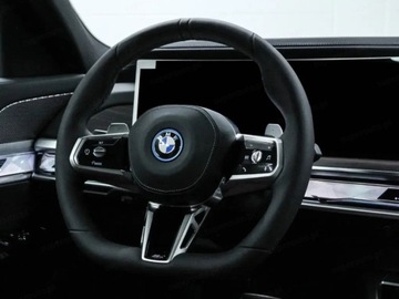 BMW Seria 7 G70 Sedan Plug-In 3.0 M60e 571KM 2025 BMW Seria 7 M760e xDrive Sedan 3.0 (571KM) 2025, zdjęcie 9