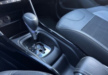 Peugeot 2008 I SUV Facelifting 1.2 PureTech 110KM 2018 Peugeot 2008 1.2T 110KM 2018r automat navi kamera polskora 1.2 110KM, zdjęcie 11