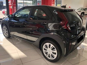 Toyota Aygo X 1.1 VVT-i 72KM 2025 Od ręki - Comfort 1.0 benzyna 72KM | Tempomat adaptacyjny!, zdjęcie 2