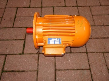 SILNIK ELEKTRYCZNY FN 90L-4 3,0KW 1230/M