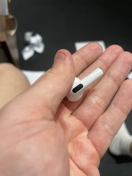 ОРИГИНАЛЬНЫЕ ПРАВЫЕ НАУШНИКИ APPLE AIRPODS 3-го поколения A2566 A2565 A2897