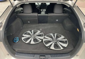 Toyota Prius IV 2019 Toyota Prius 2019 Toyota Prius Prime - w Polsce po oplatach i akcyzie 1.8, zdjęcie 12