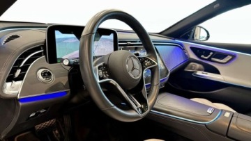 Mercedes Klasa E W214 2025 Mercedes-Benz Klasa E 300 4Matic 2025 2.0 Benzyna 313KM, zdjęcie 7