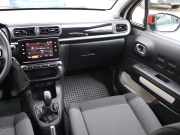 Citroen C3 III Hatchback 1.2 PureTech 82KM 2017 Citroen C3 1.2 PureTech, Salon Polska, zdjęcie 7