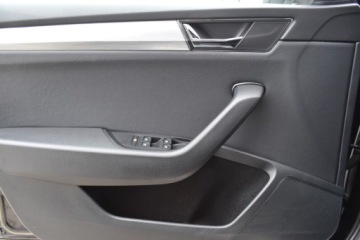 Skoda Superb III Liftback Facelifting 2.0 TDI SCR 200KM 2023 Skoda Superb SalonPL 2.0TDI 200KM DSG Ambition Czujniki Kamera Kessyfull V, zdjęcie 14