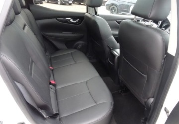 Nissan Qashqai II Crossover 1.2 DIG-T 115KM 2017 Nissan Qashqai 1.2TCE 115KM Automat Ledy Navi Kamera Oplacony 1.2, zdjęcie 19