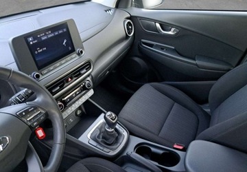 Hyundai Kona I Crossover Facelifting 1.0 T-GDI 120KM 2021 Hyundai Kona Hyundai Kona Salon Polska Serwis A.S.O Bezwypadkowy 1-Wl., zdjęcie 18