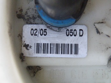 AUDI A4 B6 B7 1.9 2.0 TDI PLOVÁK SENZOR INDIKÁTOR ÚROVNI PALIVA 8E0919050D