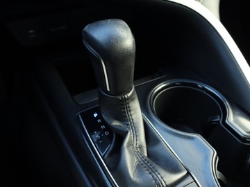 Toyota Camry IX Sedan 2.5 Hybrid Dynamic Force 218KM 2020 Toyota Camry 2.5 Hybrid, Salon Polska, zdjęcie 14