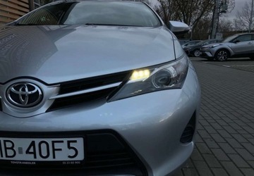 Toyota Auris II Hatchback 5d Facelifting 1.6 Valvematic 132KM 2015 Toyota Auris Toyota Auris 1.6 Active 1.6 Benzyna 132KM, zdjęcie 10