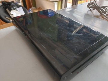 NINTENDO WII U 32 ГБ + ГЕЙМПАД + 7 ИГР (В ТОМ ЧИСЛЕ 4 МАРИО)
