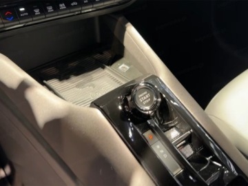 Alfa Romeo Junior SUV 1.2 Hybrid 145KM 2026 ALFA ROMEO Junior Ibrida Ti Suv 1.2 (145KM) 2026, zdjęcie 8