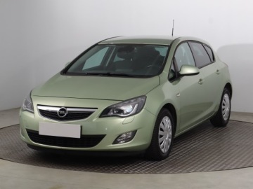 Opel Astra J Hatchback 5d 1.4 Turbo ECOTEC 140KM 2011 Opel Astra 1.4 T, Automat, Klima, Klimatronic, zdjęcie 1
