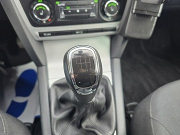 Skoda Octavia II Kombi 2.0 TDI CR DPF 140KM 2011 Škoda Octavia Skoda Octavia FL, KlimaTronik,, zdjęcie 27