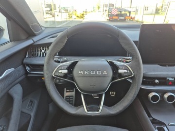 Skoda Superb III Liftback Facelifting 1.5 TSI 150KM 2026 Skoda Superb SPORTLINE 1.5 TSI DSG z placu 150 KM, zdjęcie 38