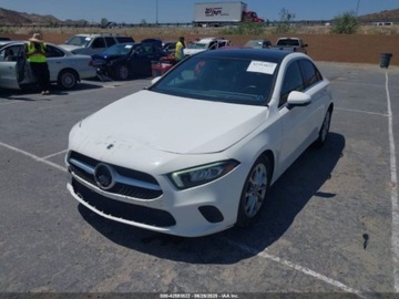 Mercedes Klasa A W177/V177 2021 Mercedes-Benz Klasa A 220 2021 2.0l 2.0 Benzyna 188KM, zdjęcie 1