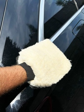 ПРОФЕССИОНАЛЬНАЯ мягкая автомойочная перчатка из овечьего флиса.