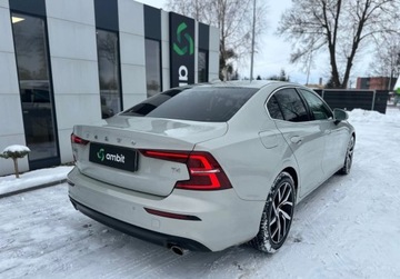 Volvo S60 III Sedan 2.0 T4 190KM 2020 Volvo S60 2.0B 190KM 2020r. Salon Polska F-Vat 23 2.0 Benzyna 190KM, zdjęcie 4