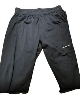 Under Armour spodnie dresowe męskie TRAINING PANT CZARNE czarny rozmiar M