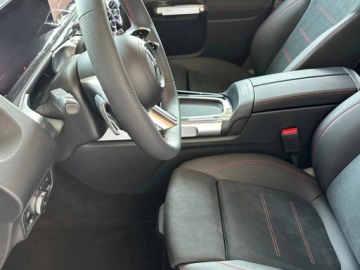 Mercedes GLB SUV 1.3 200 163KM 2025 MERCEDES-BENZ GLB 200 AMG Line Suv 1.3 (163KM) 2025, zdjęcie 6