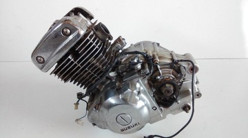 SUZUKI MARAUDER 250 silnik