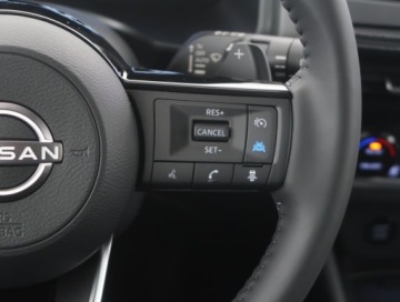 Nissan Qashqai III Crossover Facelifting 1.3 DIG-T MHEV 158KM 2025 Nissan Qashqai 1.3 DIG-T MHEV, 1. Właściciel, zdjęcie 17