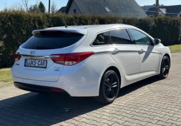Hyundai i40 Kombi 2.0 GDI 177KM 2013 Hyundai i40 2,0 177KM Bi-xenon Park-Ass NAVI Climatronic Serwis Bezwypadko, zdjęcie 4