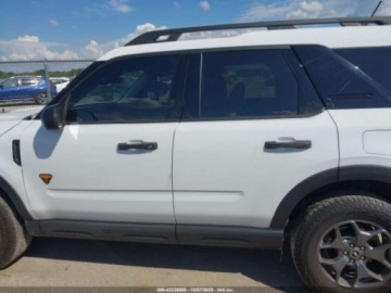 Ford Bronco VI 2023 Ford Bronco Sport Badlands 2023 2.0l 2.0 Benzyna 250KM, zdjęcie 2