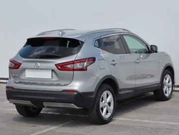 Nissan Qashqai II Crossover Facelifting 1.6 dCi 130KM 2018 Nissan Qashqai 1.6 dCi, Salon Polska, Serwis ASO, zdjęcie 4
