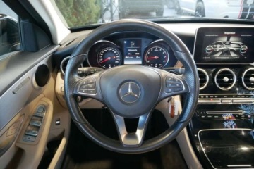 Mercedes Klasa C W205 Kombi 200 184KM 2017 Mercedes-Benz Klasa C 2.0 184KM 4MATIC Estate, Bezwyp., Panorama, Jasne wn, zdjęcie 20