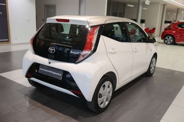 Toyota Aygo II Hatchback 5d 1.0 VVT-i 69KM 2017 Toyota Aygo 1.0 VVT-i X-play Benzyna 69KM, zdjęcie 10